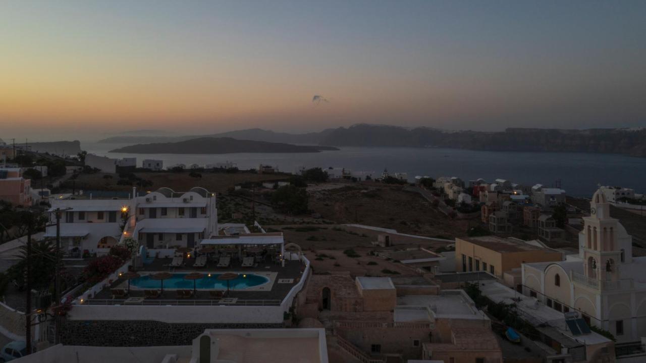 Thira'S Dolphin Aparthotel Akrotírion Buitenkant foto