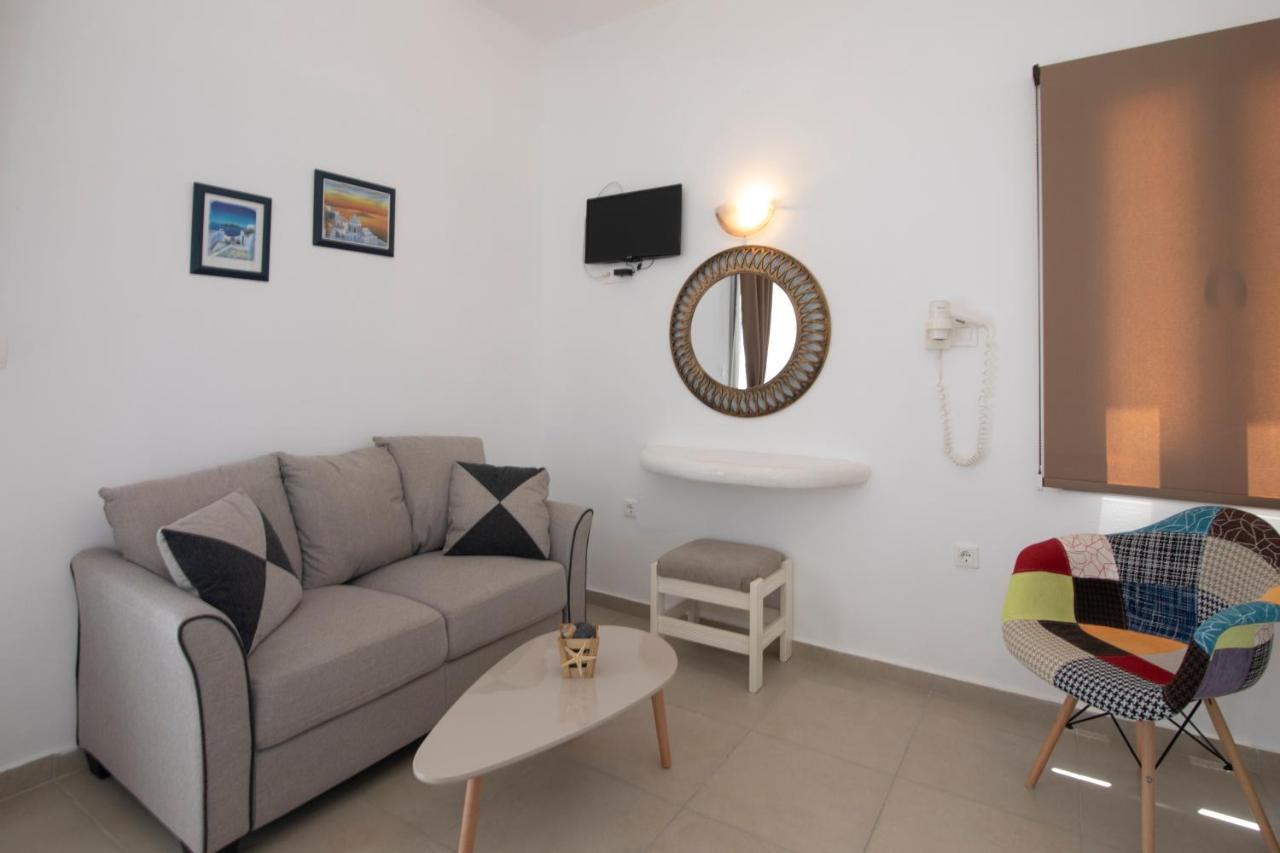 Thira'S Dolphin Aparthotel Akrotírion Buitenkant foto