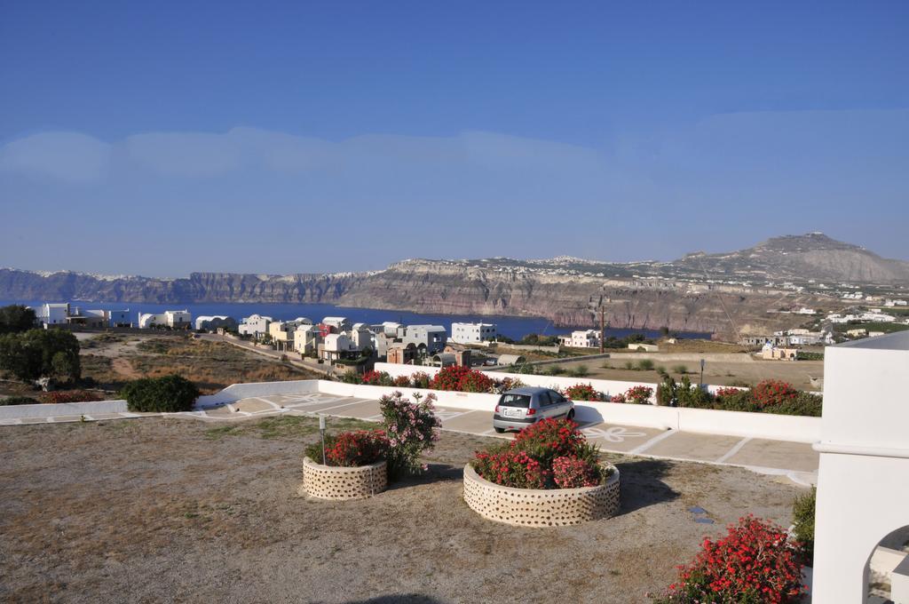Thira'S Dolphin Aparthotel Akrotírion Buitenkant foto