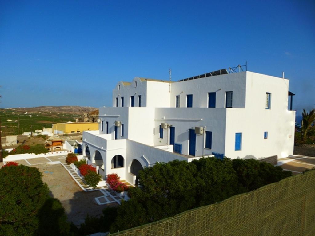 Thira'S Dolphin Aparthotel Akrotírion Buitenkant foto