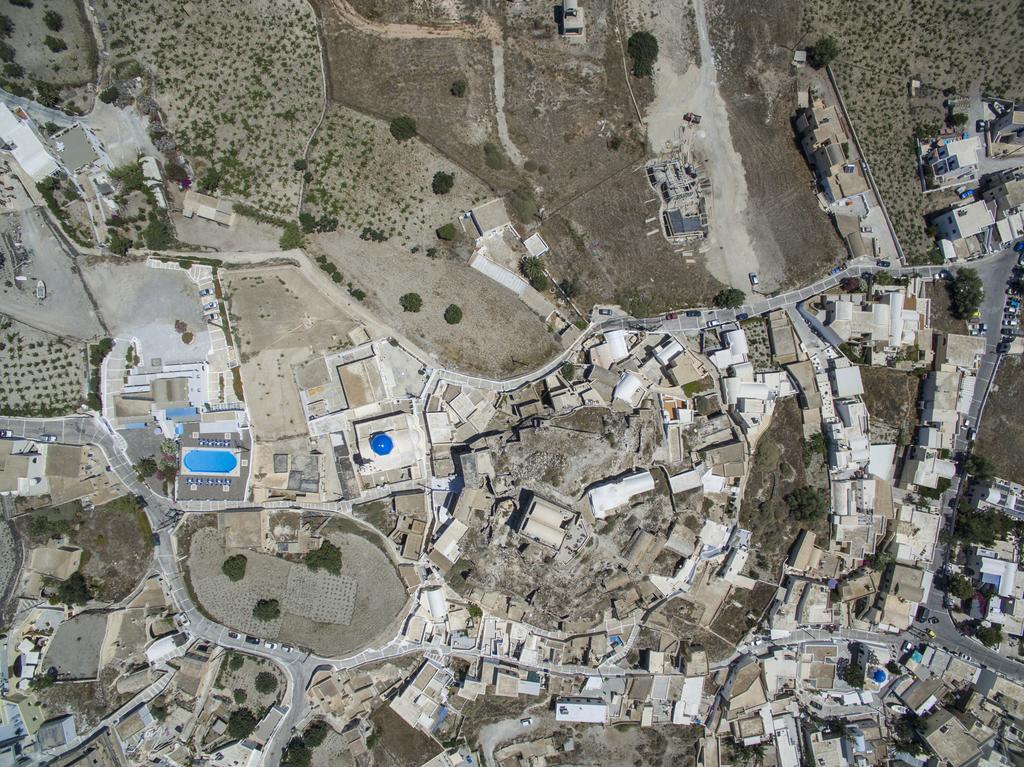 Thira'S Dolphin Aparthotel Akrotírion Buitenkant foto